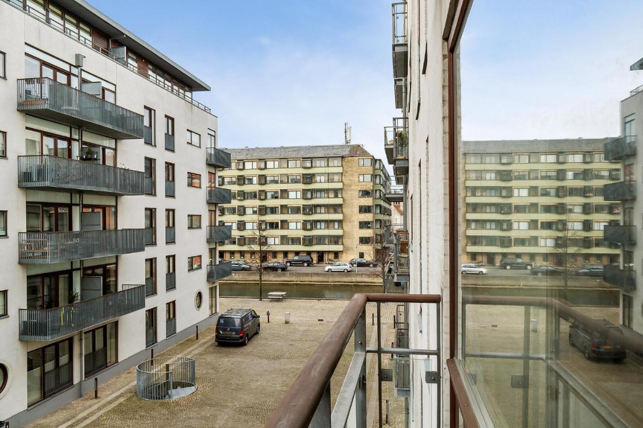 Scandi-Hygge 2 Bedroom Apartment In Charming Christianshavn København Ngoại thất bức ảnh