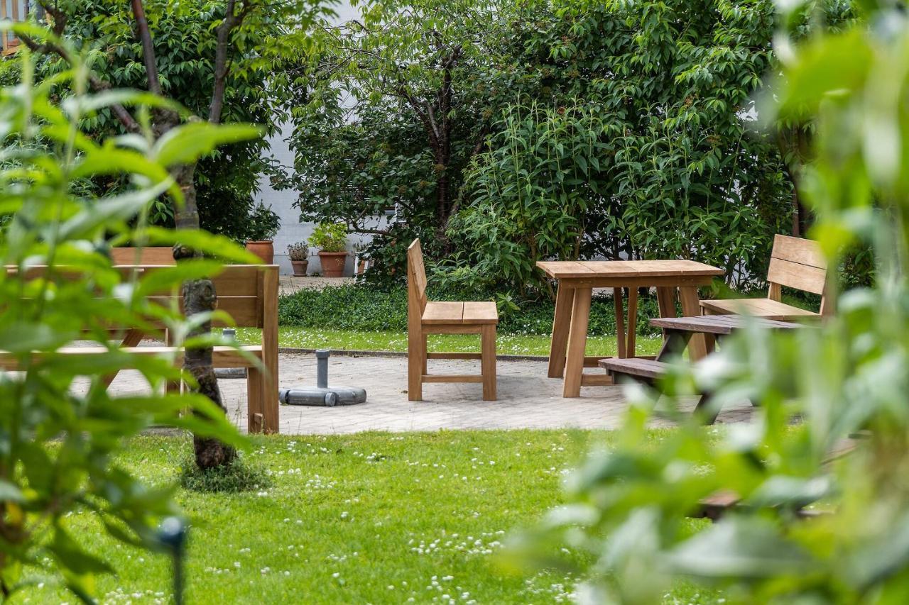 Scandi-Hygge 2 Bedroom Apartment In Charming Christianshavn København Ngoại thất bức ảnh