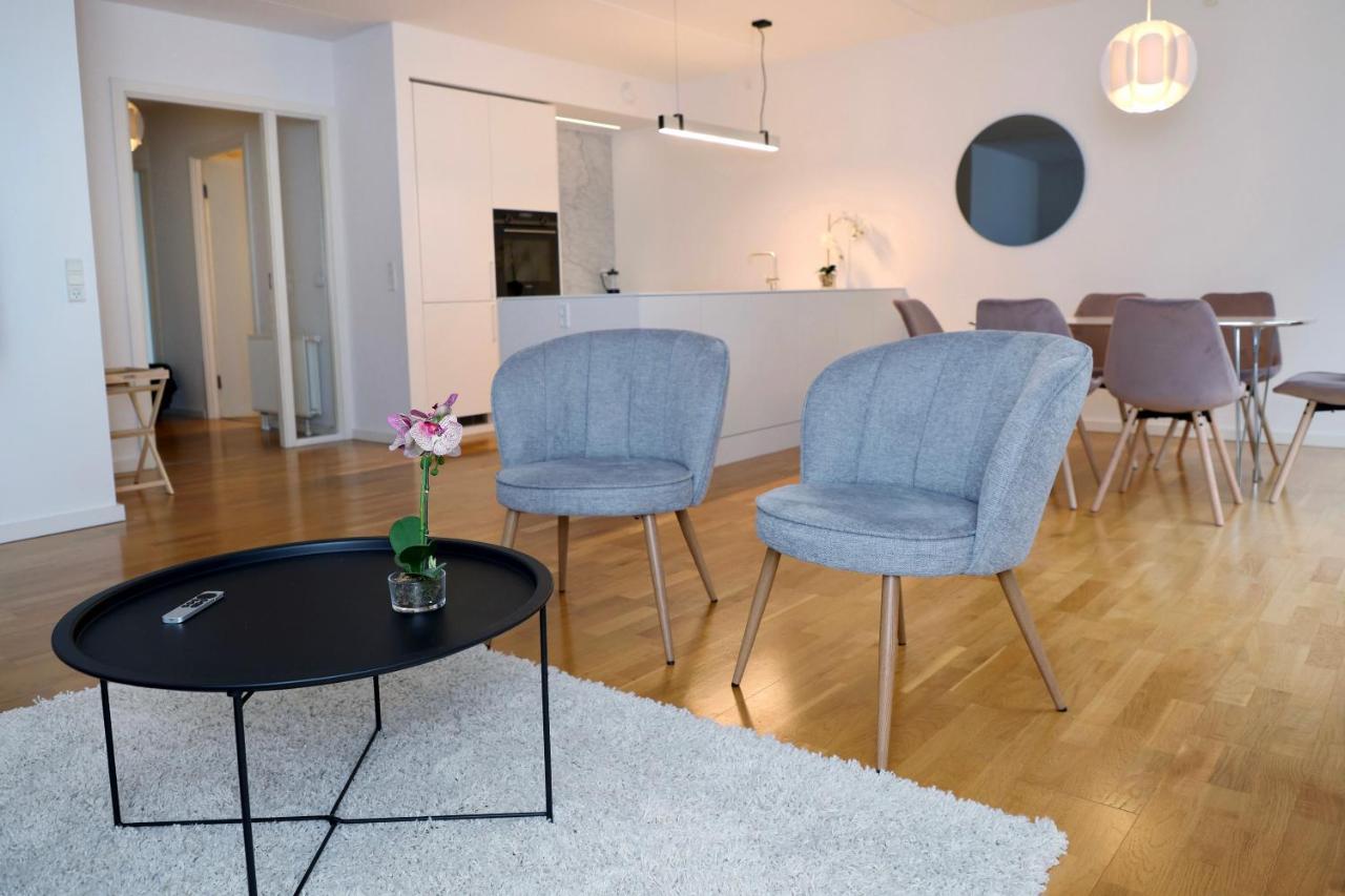 Scandi-Hygge 2 Bedroom Apartment In Charming Christianshavn København Ngoại thất bức ảnh